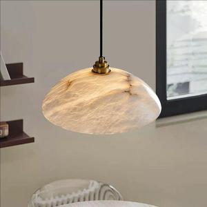 Lámpara colgante de mármol español, ovalada, con bombilla LED E27, acabado dorado, para el hogar, sala de estar, dormitorio, lámpara de techo - Product Image 1