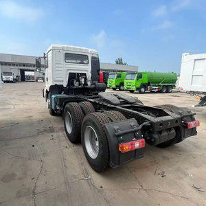 Camion tracteur fiable H3000 avec moteur 6 cylindres, 12 vitesses avant et 1 marche arrière, excellente qualité, bon prix pour le transport de marchandises - Product Image 3