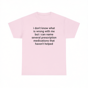 Camiseta divertida con texto sobre medicamentos que no ayudan, color rosa claro, unisex, talla mediana - Product Image 2