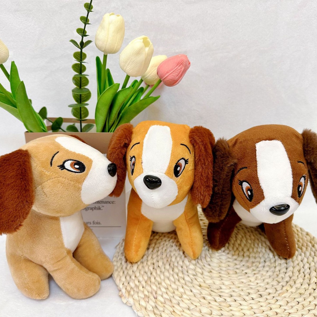 Perro con ojo bordado