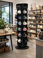Présentoir rotatif personnalisé en métal perforé pour tasses et mugs avec crochets