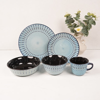 Vente en gros, service de vaisselle en céramique gaufrée pour décoration d'hôtel de luxe au Moyen-Orient, ensemble d'assiettes et de bols en grès faciles à nettoyer