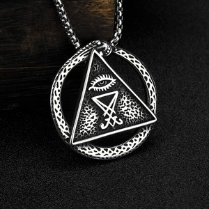 Collar con Colgante de Acero Inoxidable, Ojo que Todo lo Ve Geométrico, Joyería de Moda Unisex - Product Image 4