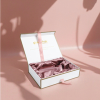 Boîte rigide magnétique OEM étanche avec feuille d'or et insert en éponge satinée écologique pour cadeaux d'anniversaire, emballage de cheveux et sous-vêtements