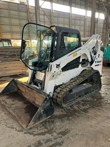 Bobcat S130 S160 S450 T650 Tracked Skid Steer Loaders Bekas - Loader Geser Diesel untuk Pekerjaan Lanskap & Pembersihan Lokasi - Product Image 2