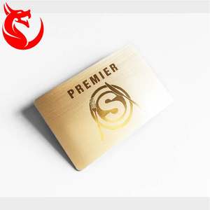 Carte d'affaires et VIP personnalisée en acier inoxydable avec communication NFC, nom et numéro gravés au laser, et programme de fidélité pour les paiements - Product Image 3