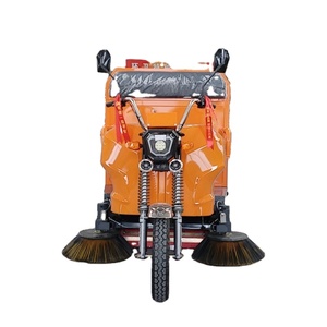 Machine de nettoyage de sols et de voiries à trois roues de haute qualité, homologuée CE - Product Image 1