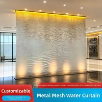 Rideau d'eau mural suspendu en maille d'acier inoxydable moderne, taille personnalisée, avec éclairage LED, pour hôtel, centre commercial, cloison de hall