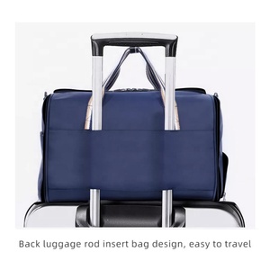 Bolsa de Viaje 2 en 1 Personalizable con Logotipo, Bolsa de Ropa de Poliéster Convertible para Trajes, Ideal para Viajes - Product Image 5