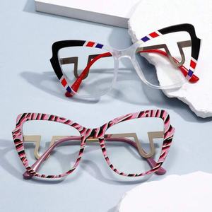 <span class=keywords><strong>Lentes</strong></span> transparentes multicolores, gafas de bloqueo de <span class=keywords><strong>luz</strong></span> <span class=keywords><strong>azul</strong></span> <span class=keywords><strong>para</strong></span> mujeres y hombres, gafas de ordenador de <span class=keywords><strong>luz</strong></span> <span class=keywords><strong>azul</strong></span> a la moda, venta al por mayor - Product Image 3