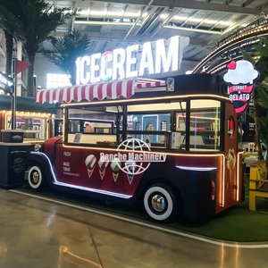 Remolque Móvil para Venta de Helados con Cocina Totalmente Equipada para Mercados al Aire Libre y Servicio de Snacks, Garantía de 2 Años - Product Image 5