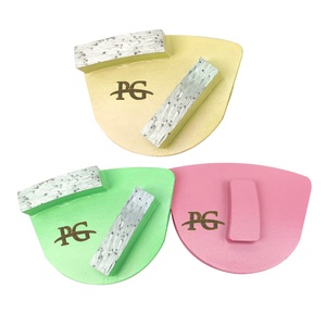 Grande acquisto ad alta efficienza materiale diamante metallo legame calcestruzzo lucidatura puck OEM OBM quadrato per la riparazione del vecchio cemento - Product Image 1