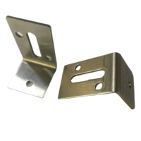 Supports de fer d'angle en forme de L à 120 degrés en acier inoxydable robuste OEM Small 30 45 90