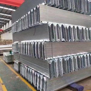 Pagar pembatas bergelombang gelombang ketiga kedua baja galvanis non-standar untuk jalan raya keselamatan lalu lintas hambatan untuk jalan pedesaan - Product Image 1