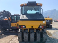 Rouleau pneumatique haute performance 12 km/h XP203S pour le compactage de l'asphalte routier