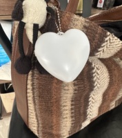 Bolsos Modernos de Material ABS con Luz LED en Forma de Corazón, Sensor Táctil, Funciona con Batería, Esencial para la Visibilidad Nocturna, Cable USB