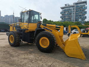 Chargeur de haute qualité utilisé KOMATSU WA380 a utilisé le chargeur WA380-7 de roue wa380-6 le chargeur de roue à vendre en porcelaine de shanghai - Product Image 6