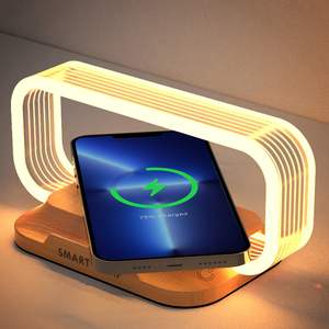 Nouveauté 15W téléphone portable <span class=keywords><strong>sans</strong></span> <span class=keywords><strong>fil</strong></span> charge rapide tactile veilleuse horloge en bois massif chambre à coucher <span class=keywords><strong>lampe</strong></span> de chevet - Product Image 1