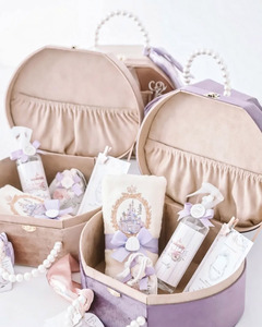 Boîte cadeau brodée violette avec poignée, coffret cadeau de Noël pour enfants, ensemble de serviettes de luxe, boîte de rangement, valise pour <span class=keywords><strong>maman</strong></span>, enfants et bébé, boîte à bonbons - Product Image 1