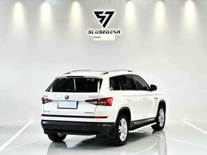 Skoda <span class=keywords><strong>Kodiaq</strong></span> Modèle <span class=keywords><strong>2024</strong></span> TSI 330 Transmission intégrale Version haut de gamme SUV 5 portes Transmission automatique à double embrayage à bain d'huile 7 vitesses - Product Image 2