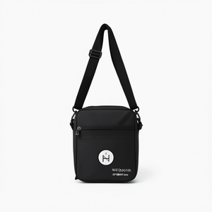 Bolso de hombro redondo con logotipo, 22x17x7cm, bandolera para mujeres y hombres, estilo informal a la moda - Product Image 1