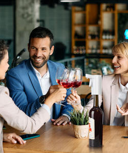 Dispensador de Licor Cuantitativo Inteligente, Bomba Dosificadora, Aireador de Whisky, Decantador de Vino Eléctrico, Dispensador de Vino Automático para Fiestas - Product Image 3