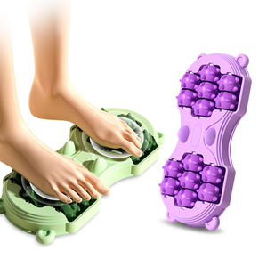 Alat Pijat Kaki Bentuk Ikan HT Baru dengan Roller Manik Magnetik Titik Akupuntur untuk Terapi Kesehatan Kaki & Relaksasi Kaki Unisex di Rumah - Product Image 4