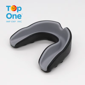 TopOne Protector bucal de alta calidad EVA para adultos Protector de dientes de silicona cómodo para boxeo y hockey deportivo - Product Image 1