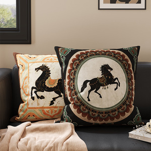 Coussin de canapé style vintage Année du Cheval, oreiller de dossier haut de gamme rétro Dunhuang, housse de coussin amovible et lavable avec - Product Image 4