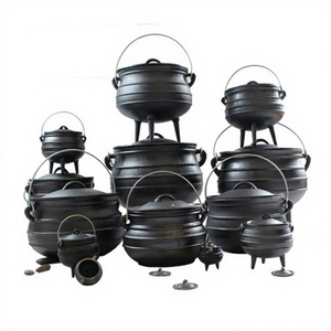 Pentola in ghisa con rivestimento in cera, a tre gambe, tipo Potjie, dal Sudafrica - Product Image 1
