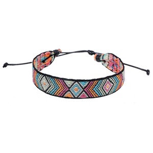 Joyería étnica hecha a mano, pulsera de <span class=keywords><strong>la</strong></span> <span class=keywords><strong>amistad</strong></span>, tótem de flores bordadas, pulsera tejida, pulseras de correas de tamaño ajustable para <span class=keywords><strong>la</strong></span> suerte - Product Image 4