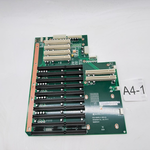Mic-1810 | Controlador PLC sin Ventilador, Libre de Mantenimiento para Control Industrial en Condiciones Difíciles - Product Image 1