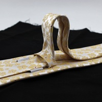Cravates en soie pour hommes de haute qualité, faites à la main, personnalisées, blanches, jaunes, fuchsia, à fleurs, tissées, vente en gros en Chine