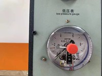 Machine de pressage à chaud automatique CNC haut de gamme pour parquet et applications bois