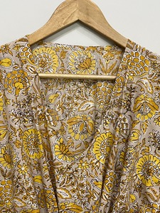 Kaftan court en soie pure, taille unique, ample et confortable pour toutes les tailles, environ 47 pouces, fournisseur d'Inde - Product Image 3