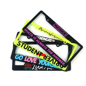 Support de <span class=keywords><strong>plaque</strong></span> d'<span class=keywords><strong>immatriculation</strong></span> universel en ABS avec design personnalisé en relief 3D, prix d'usine en gros pour l'Australie et les États-Unis - Product Image 1