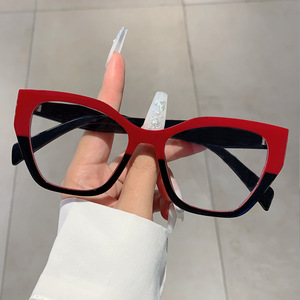 UNOC, nuevo estilo, gafas con montura óptica, bloque <span class=keywords><strong>de</strong></span> luz azul a la moda, montura completa para mujer, forma <span class=keywords><strong>de</strong></span> <span class=keywords><strong>ojo</strong></span> <span class=keywords><strong>de</strong></span> gato, disponible, colores <span class=keywords><strong>de</strong></span> montura gris rojo - Product Image 3