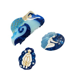 Pinza de Pelo de Acetato de Alta Gama con Diseño de Sirena de 8cm, Estilo Lujoso para Fiestas, Pasador Lateral con Remaches para Niñas - Product Image 1