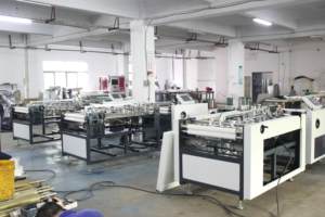 Máquina de encuadernación de libros de cubierta Máquina de fabricación de calendario Máquina de envoltura de cubierta dura - Product Image 3