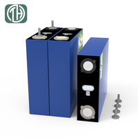 Celda de Batería CALB L173F230 LFP 3.2V 230Ah Grado A, 4000 Ciclos, Alta Densidad, para Vehículos Eléctricos, Soldadura de Bloques/Estacas, Carga Rápida en 1 Hora