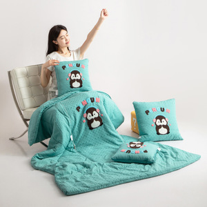 Couverture d'été 2-en-1 avec oreiller intégré, en <span class=keywords><strong>gaze</strong></span> tricotée <span class=keywords><strong>double</strong></span> couche et tissu rafraîchissant à billes 3D, pliable, pour cadeaux d'événements - Product Image 1