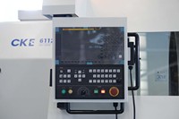 Mesin Bubut CNC CK61125M dengan Kemampuan Baja Tahan Karat, Harga Kompetitif untuk Pembeli Produksi Ekspor