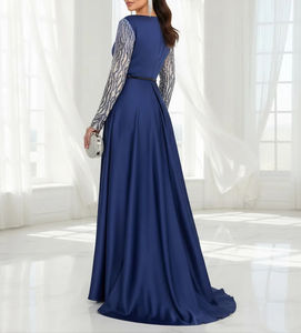 فستان سهرة طويل للنساء بأكمام طويلة مزين بالترتر الأزرق مع حزام خصر وذيل قابل للفصل - Product Image 3