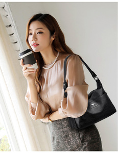 Vintage <b>Soft</b> PU <b>Leather</b> Designer Handbag for Women Quality Shoulder <b>Bags</b> Luxury Ladies Large Capacity Handbag - Product Image 2