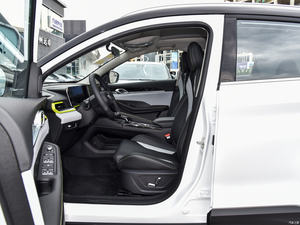 Precio de Fábrica Geely COOLRAY BINYUE Coolray 2025 1.5T 7DCT SUV de 5 Plazas, Auto Nuevo en Stock, <span class=keywords><strong>OKM</strong></span> - Product Image 4