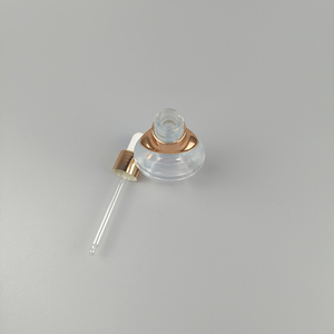 Proveedor ODM/OEM, Botella de Vidrio Transparente Cilíndrica de 20ml/30ml para Cosméticos con Gotero Dorado de PP - Product Image 3