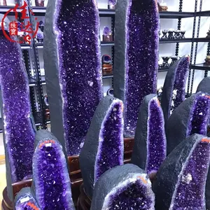 Home Office Ornament dekorative Amethyst Geode zum Verkauf Uruguay Amethyst Geode Kristall Großhandel natürliche brasilia nische Edelstein Holz