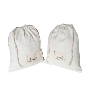 Sacchetto portaoggetti in cotone waffle personalizzato con etichetta personalizzata, custodia antipolvere per l'organizzazione di vestiti e calzini - Product Image 3