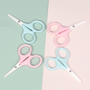 Ciseaux portables en céramique pour bébés, tondeuses à sourcils anti-rouille, tondeuses à poils de nez à pointe ronde, petits outils de beauté pour - Product Image 3
