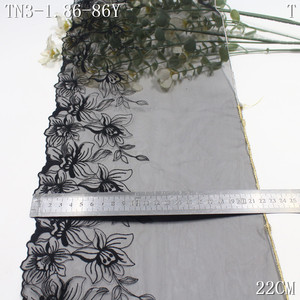 Dentelle en tulle brodée florale en nylon polyester noir souple écologique de 22 cm de largeur, fabriquée en Chine, pour robe de femme - Product Image 3